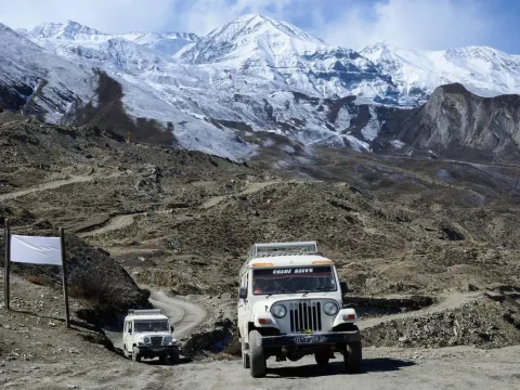 Upper Mustang Jeep Tour
