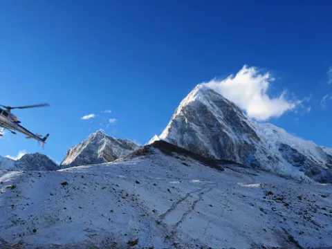 Everest Base Camp Helicopter Tour